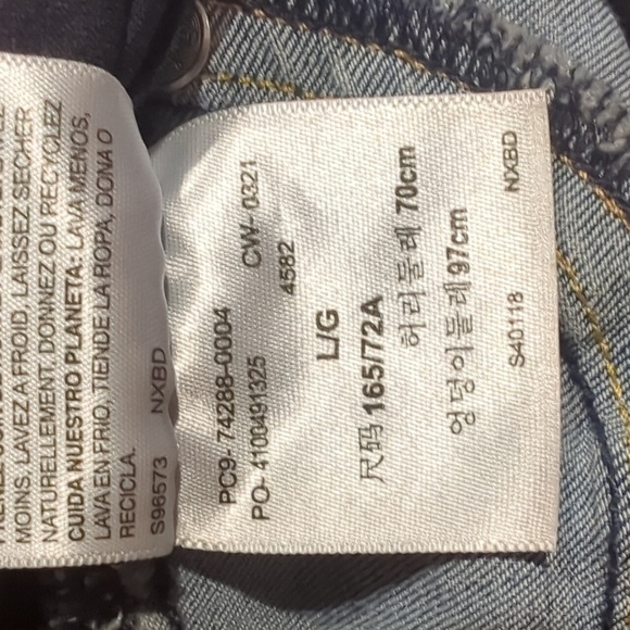 Levi Strauss Maternity Shorts shortie light wash full belly coverage LG large - Picture 5 of 7